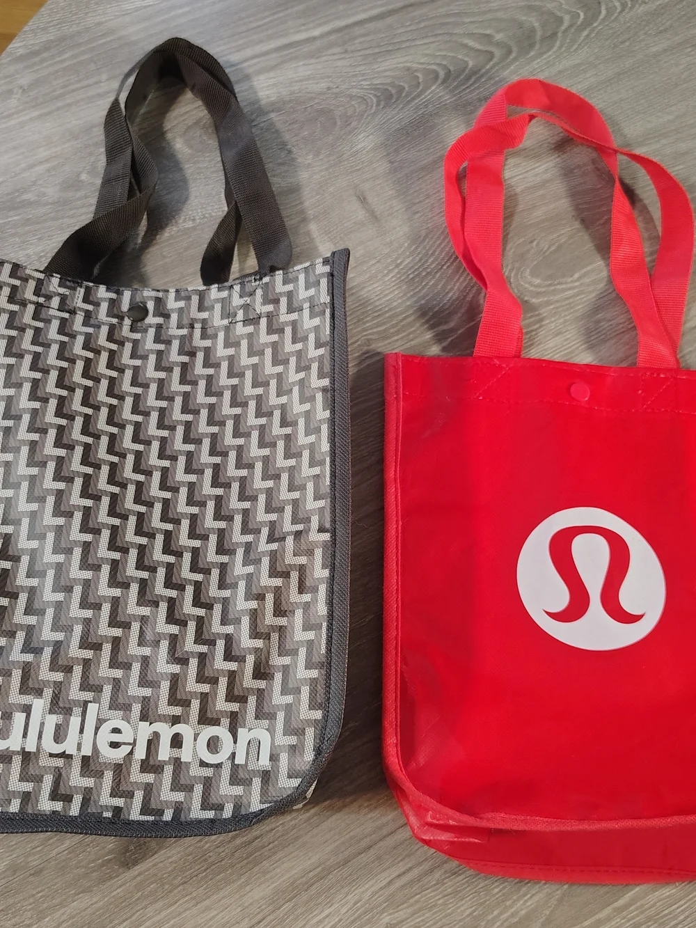 lululemon athletica Red Logo Tote Bag - Compact Everyday Carry